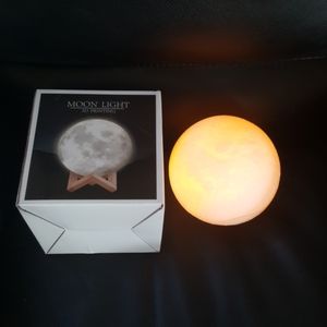 "WIFE" gift. sweet & wonderful.  Moon 3D